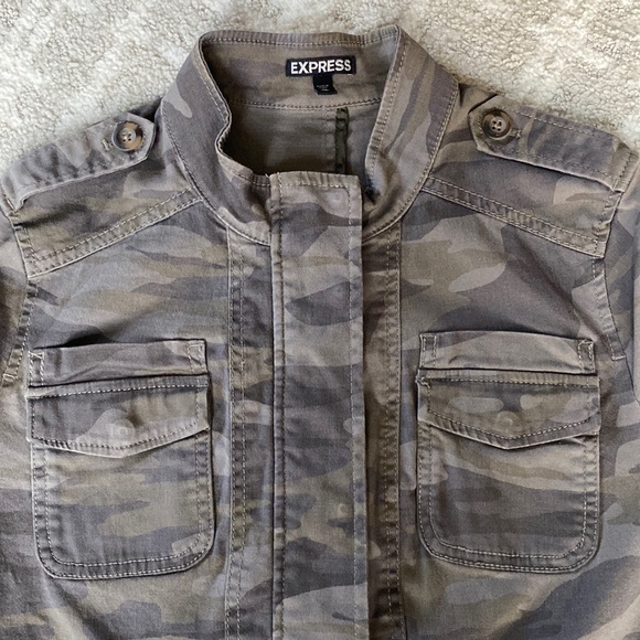 •Express• Camo Army Military Utility Jacket - Picture 5 of 15